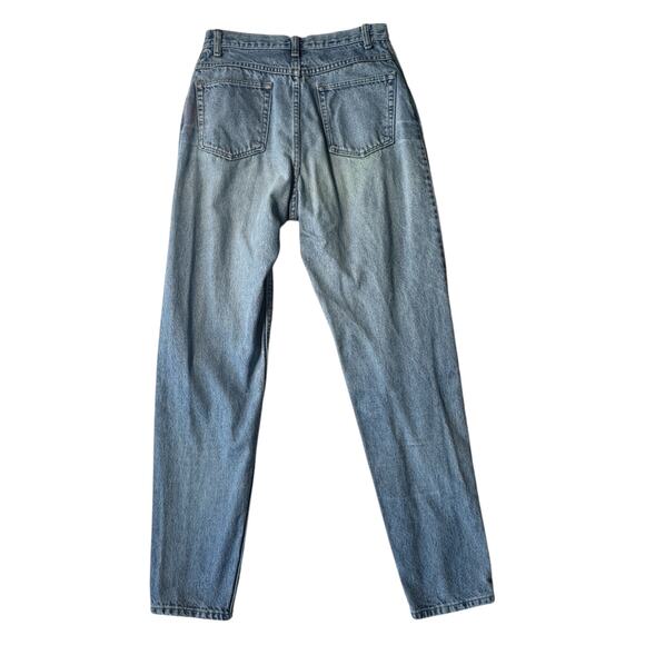 Wrangler Vintage Size 10 Light Wash High-Rise Mom Jeans - Picture 2 of 6